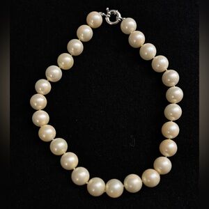 Chunky Pearl Choker/Necklace